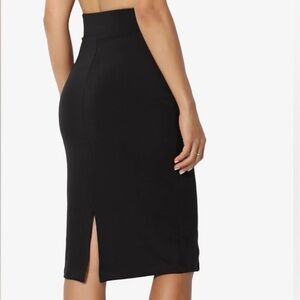 🟠NWT ZENANA Stretchy Plus High-Waist Pencil Knee Skirt in Black